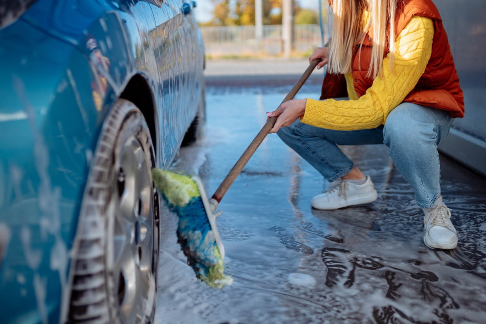 teen Car Washing Service